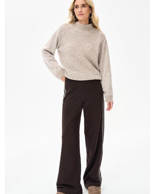 Blue Shadow White Pullover