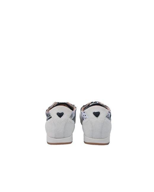CRICKIT White Sneaker Tara