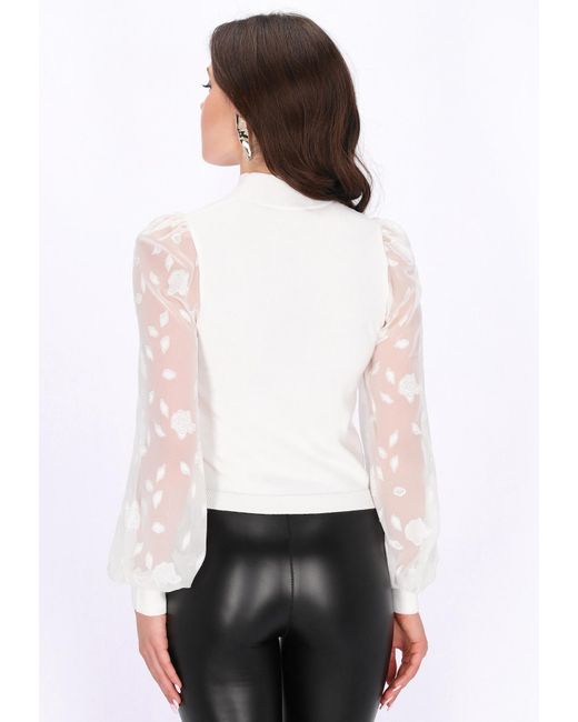 faina White Pullover Festive