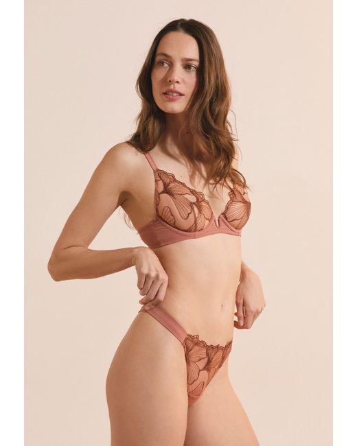 Etam Multicolor String Prelude