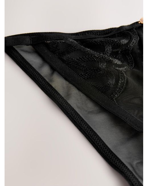 Lipsy Black String