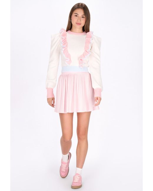myMo White Pullover Pop