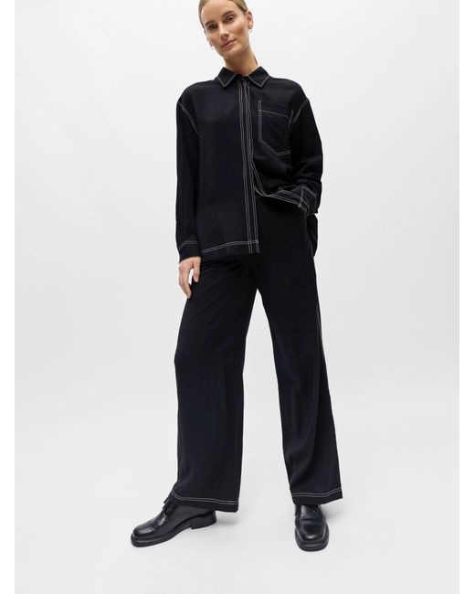 Object Black Hose