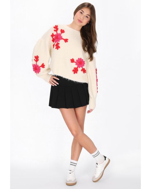 myMo Red Pullover