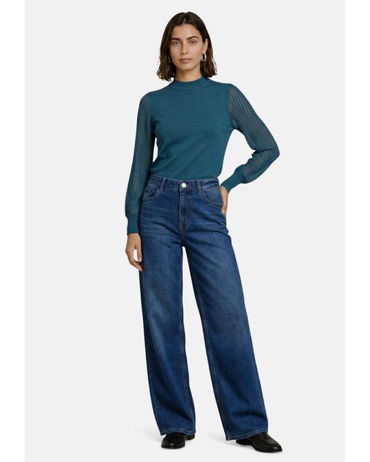 Zero Blue Pullover