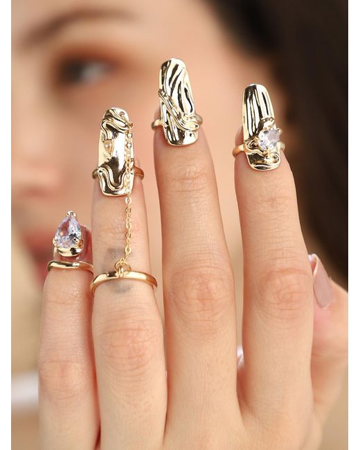 SOH White Ring Adrika