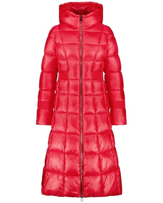 Taifun Red Mantel