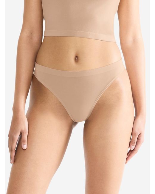 Sloggi White String Go Sense