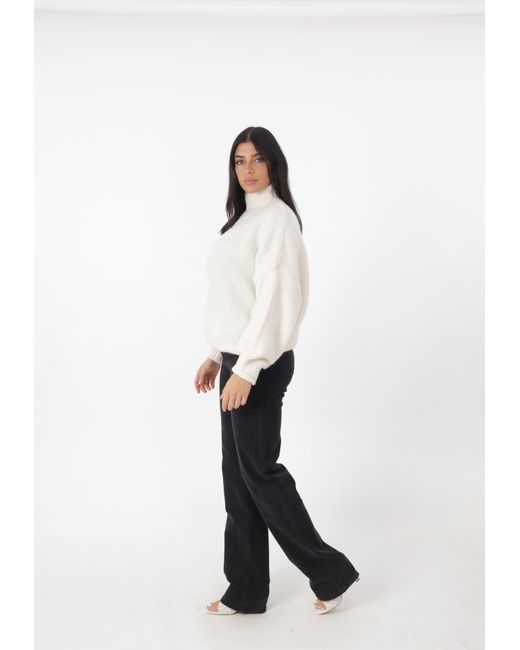 Elara White Pullover