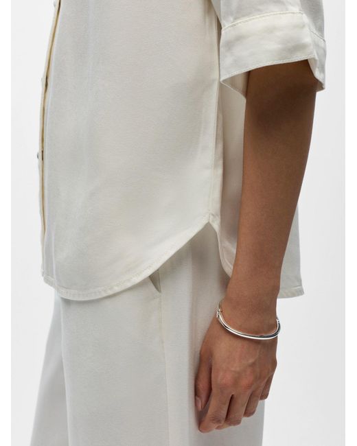 Object White Bluse Objframe