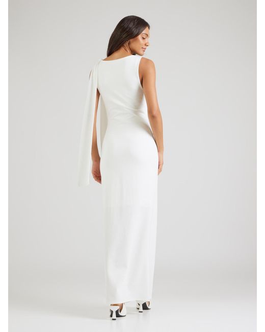 millane White Kleid