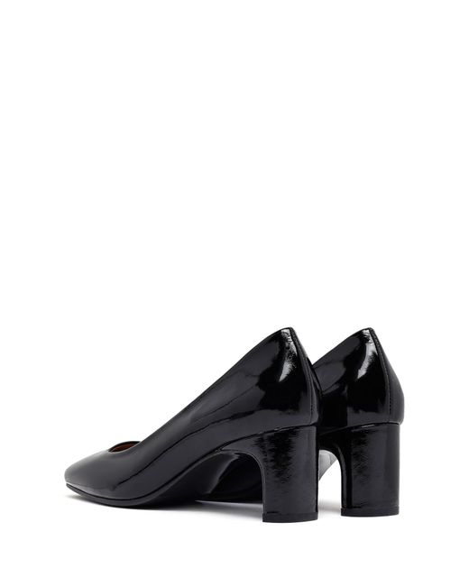Derimod Black Pumps