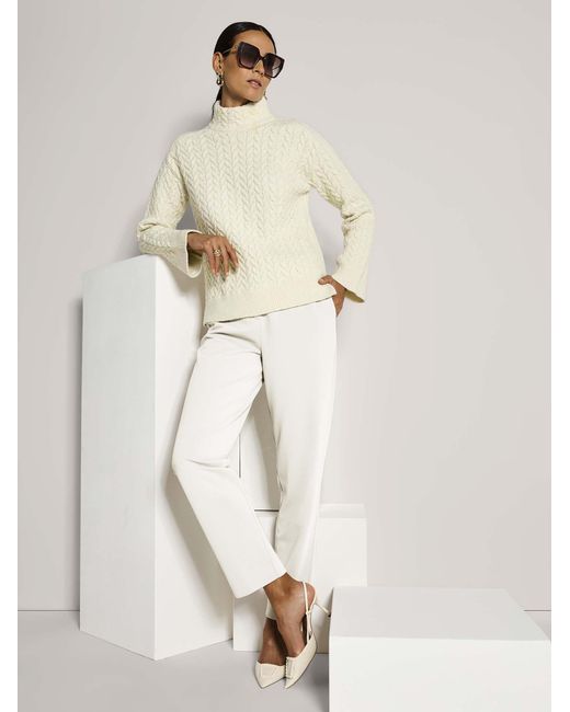Madeleine White Pullover