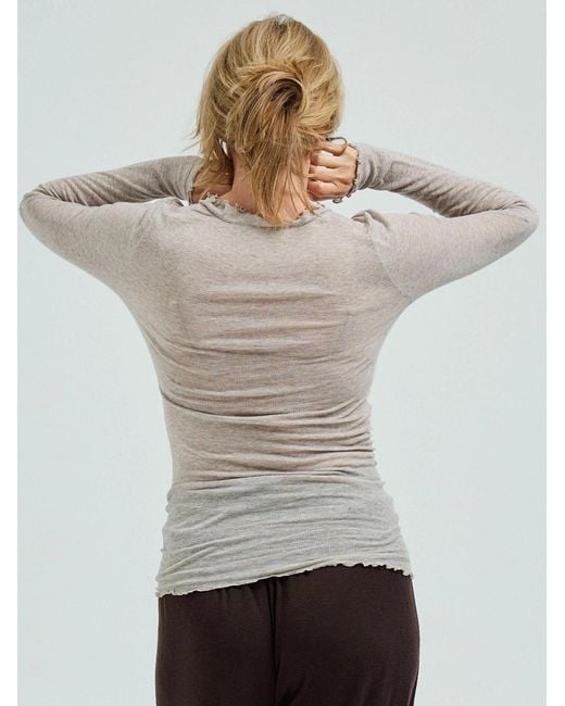 Seamless Basic White Shirt Romance