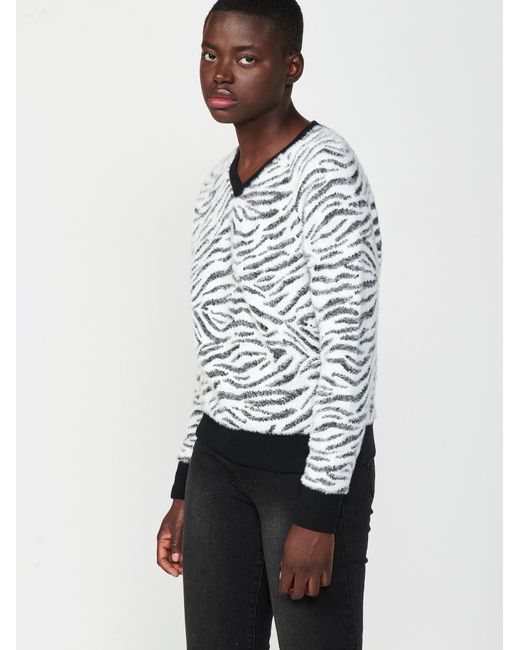 Koröshi Gray Pullover