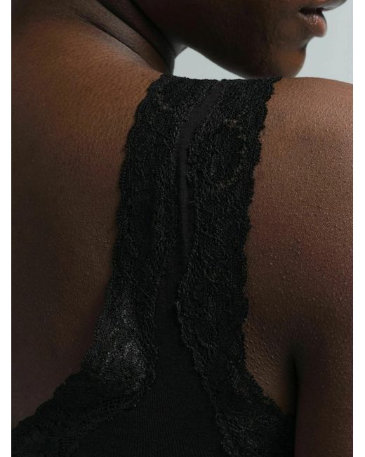 Seamless Basic Black Top