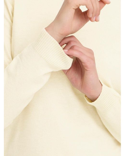 Oxmo White Pullover Nora