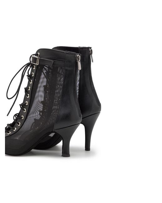 Dancing Queen Black Pumps