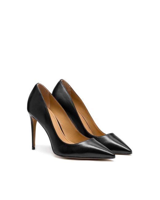 Kazar Black Pumps