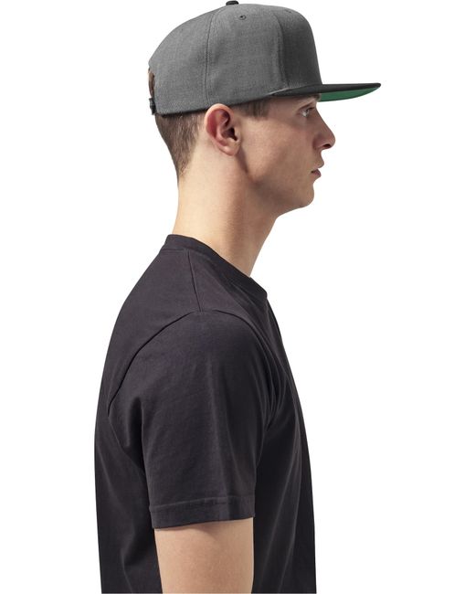 Flexfit Black Cap