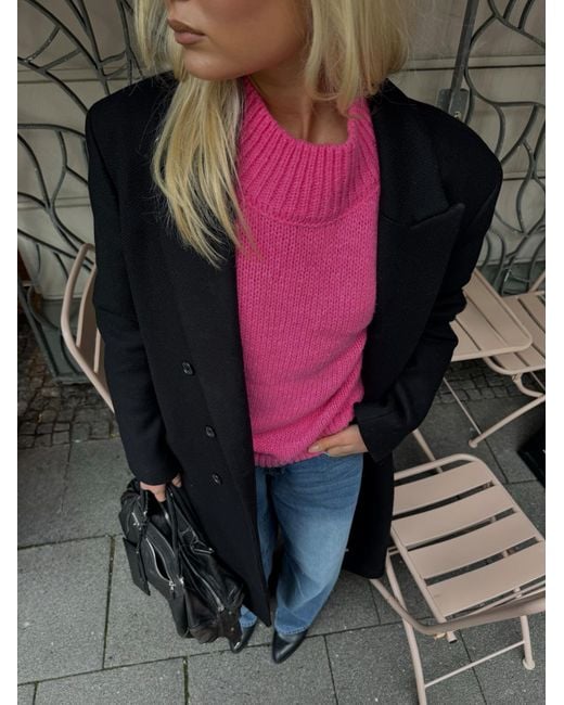 Studio Select Pink Pullover Romy