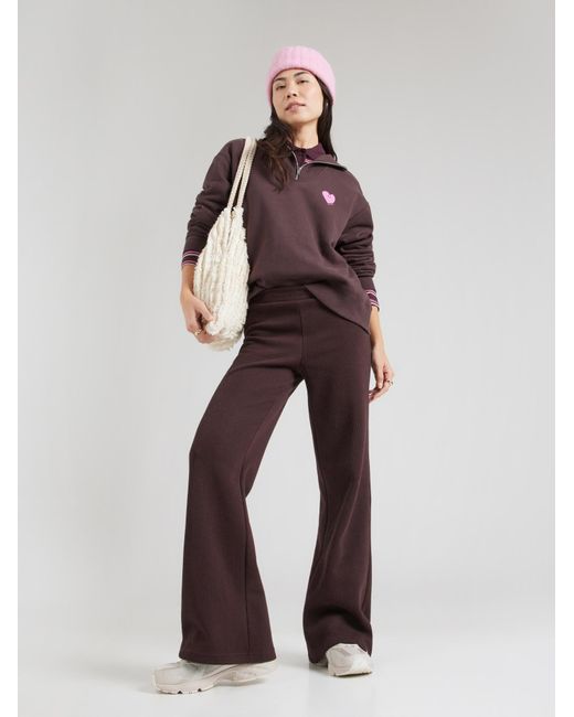 Oh April Brown Sweatshirt Pauli