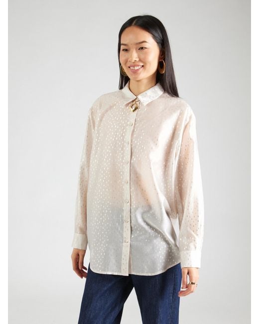 Comma, White Bluse
