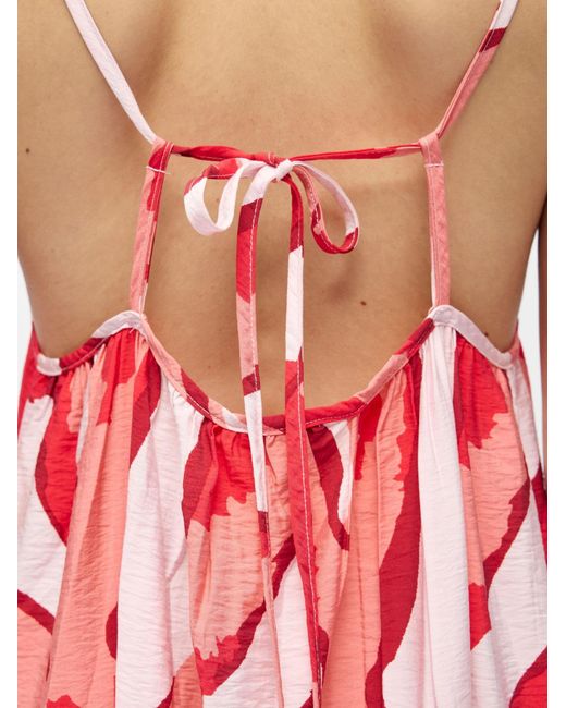 Object Red Kleid