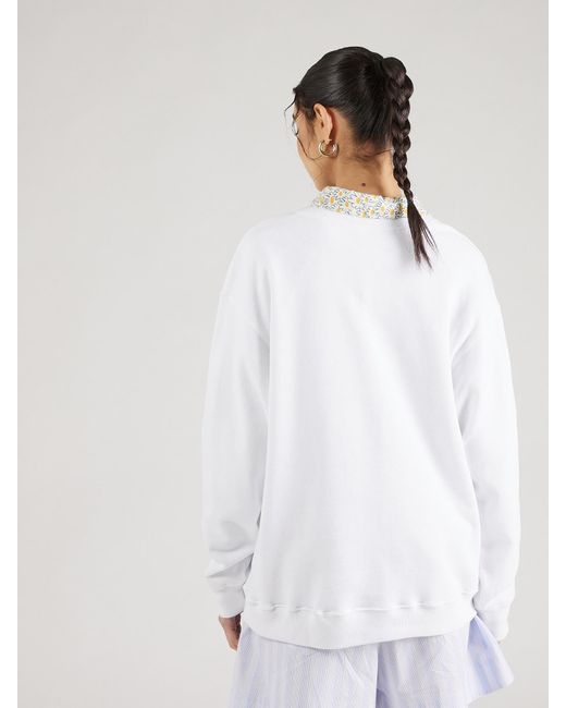 Hollister White Sweatshirt