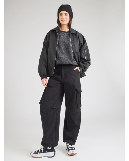 Converse Black Pullover Gift Giving Sneaker