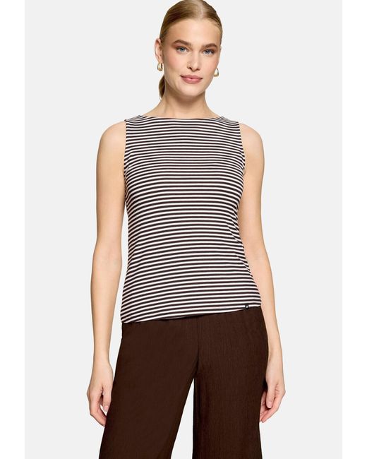 Zero Black Basic Shirt Mit U-Boot-Ausschnitt