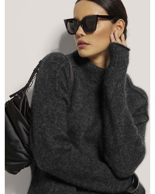 Madeleine Black Pullover