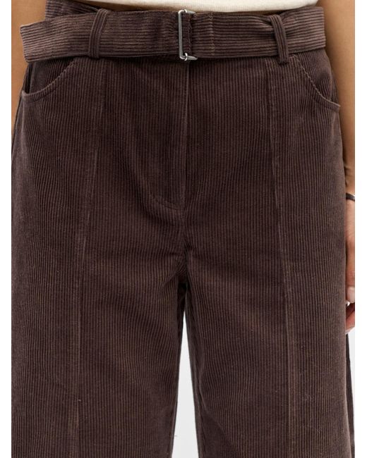 Object Brown Hose Objpella