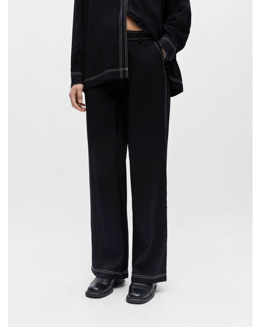 Object Black Hose