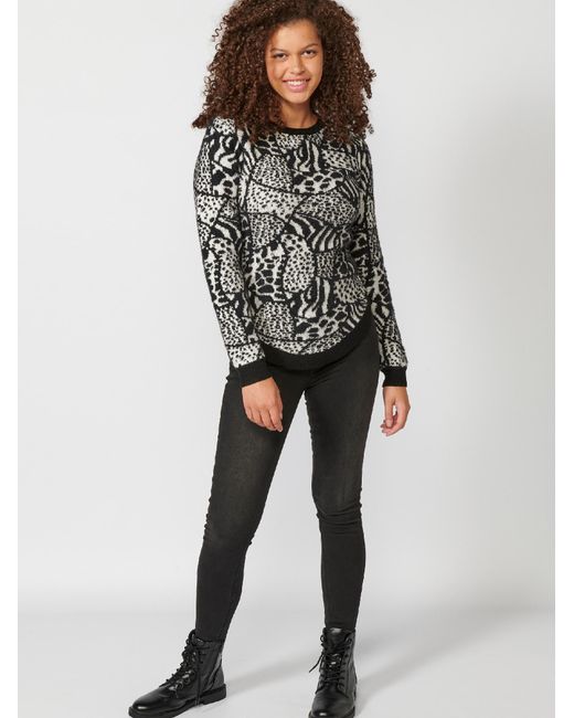 Koröshi Black Pullover