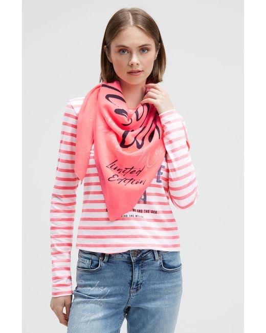 SOCCX Pink Tuch