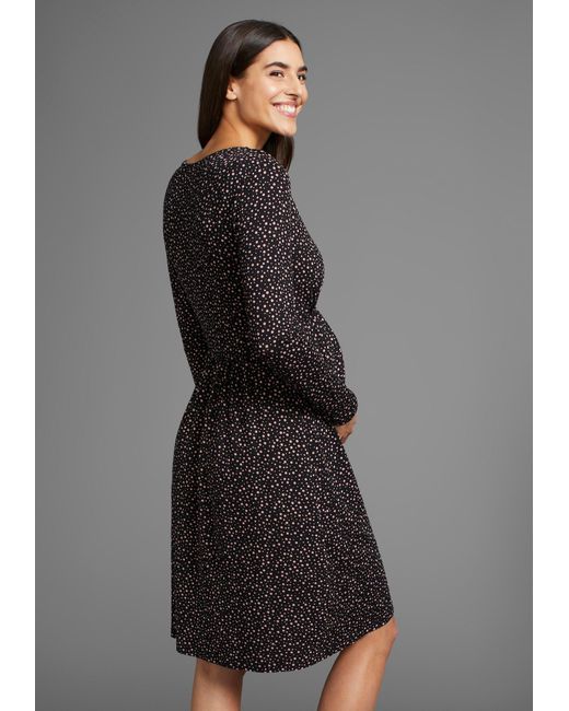 Neun Monate Black Kleid