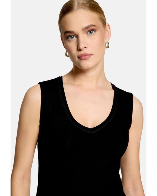 Zero Black Basic Shirt Mit V-Ausschnitt