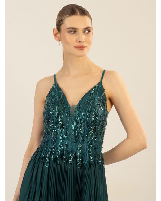 Apart Green Abendkleid Mit Aufwendiger Bestickung