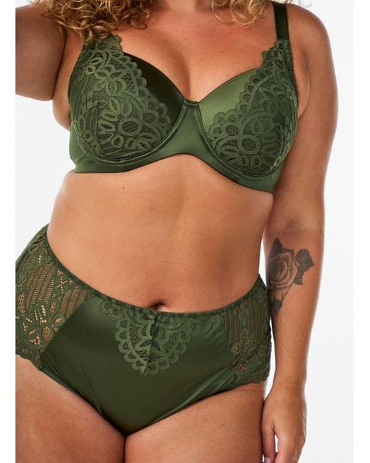 Devoted By Zizzi Green String