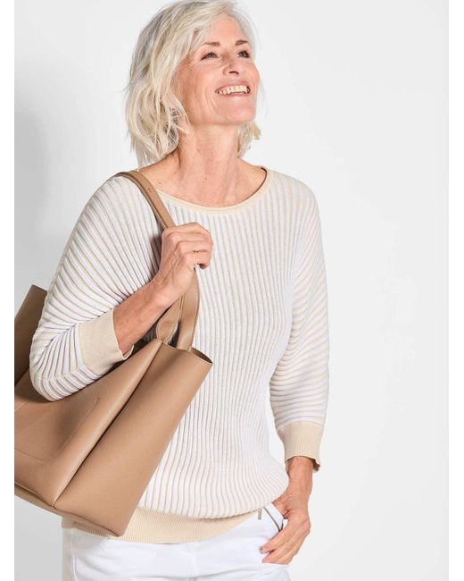 Goldner White Pullover
