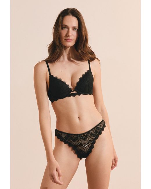 Etam Black String Eclipse