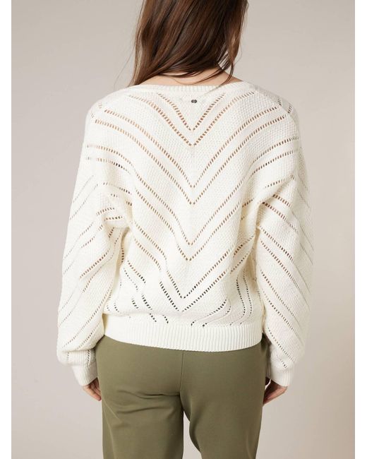 Deeluxe White Pullover Simako