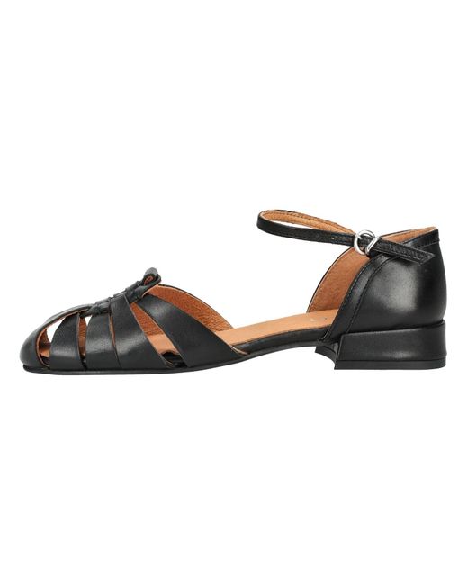 Pavement Black Sandale Henna