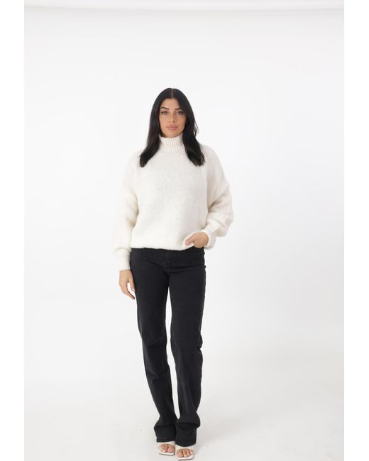Elara White Pullover