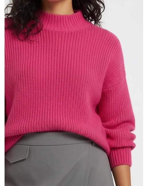 Studio Select Pink Pullover Romy