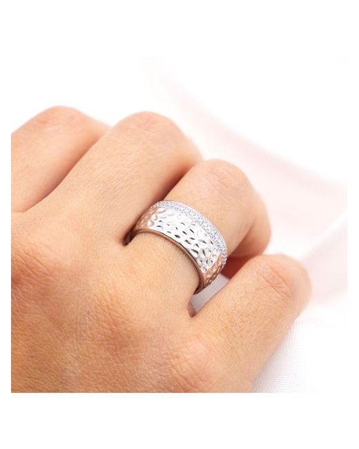 Zeeme White Ring