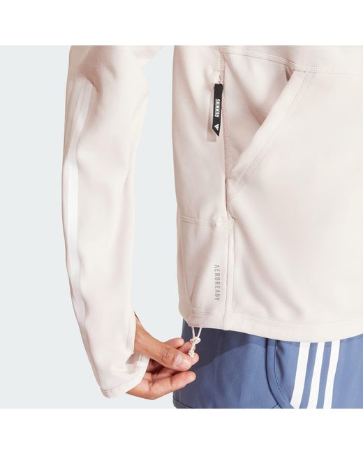 Adidas Originals White Sportsweatshirt 'own the run'