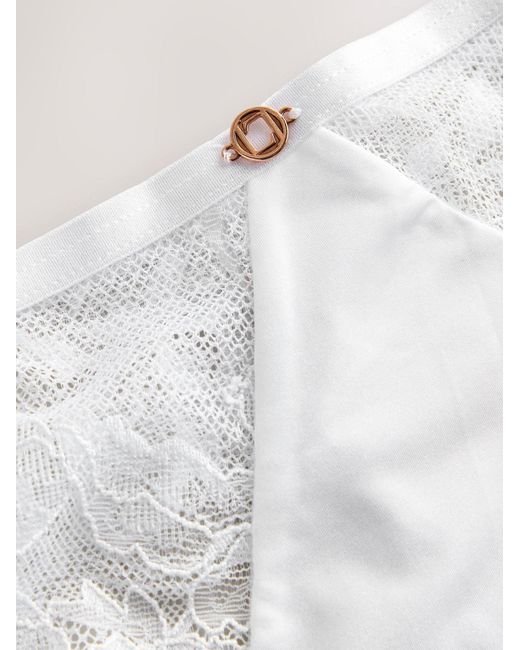 Lipsy White String