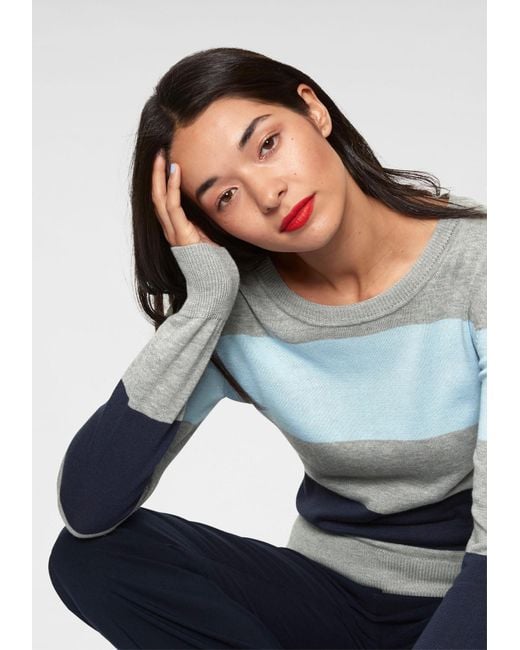 AJC Blue Pullover